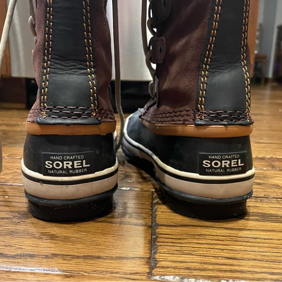 Joan of Arc Sorel boots